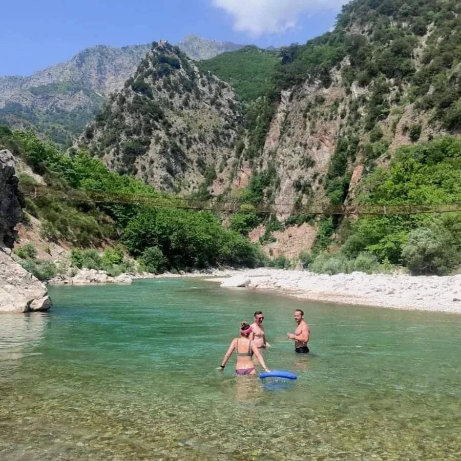 Rouista Tzoumerka Resort Vourgareli Экстерьер фото