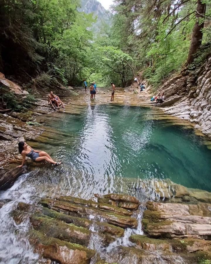 Rouista Tzoumerka Resort Vourgareli Экстерьер фото