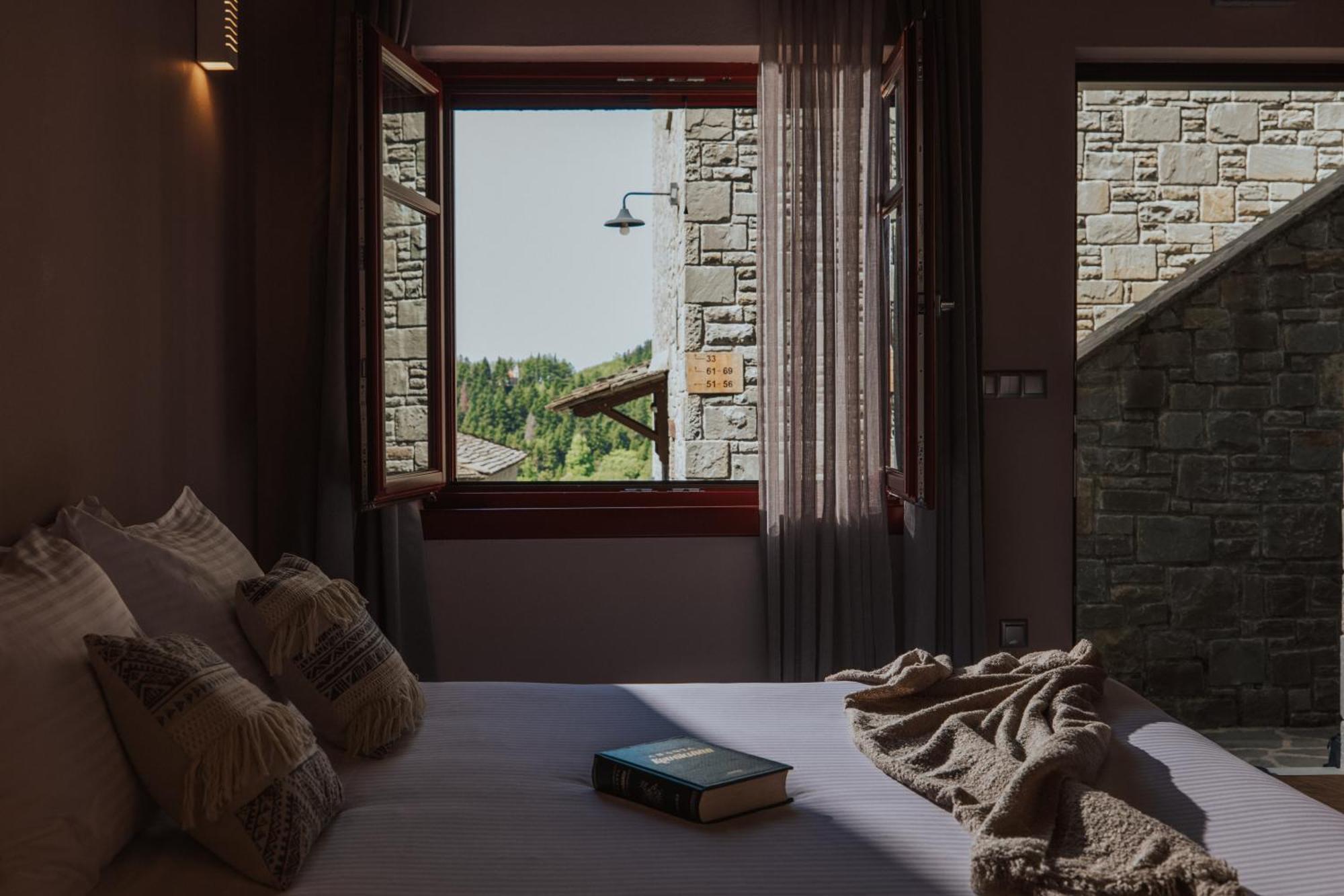Rouista Tzoumerka Resort Vourgareli Номер фото